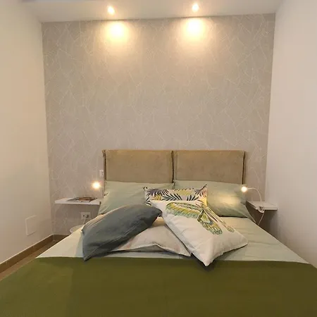 Al Settimo Piano לינה וארוחת בוקר בארי