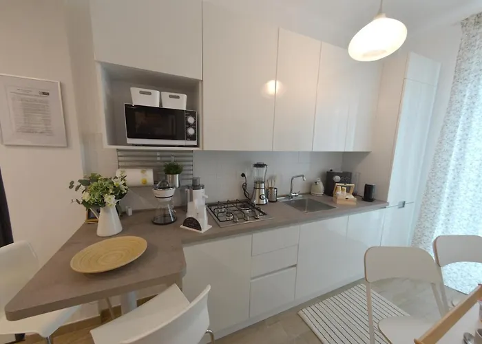 Al Settimo Piano 4* בארי