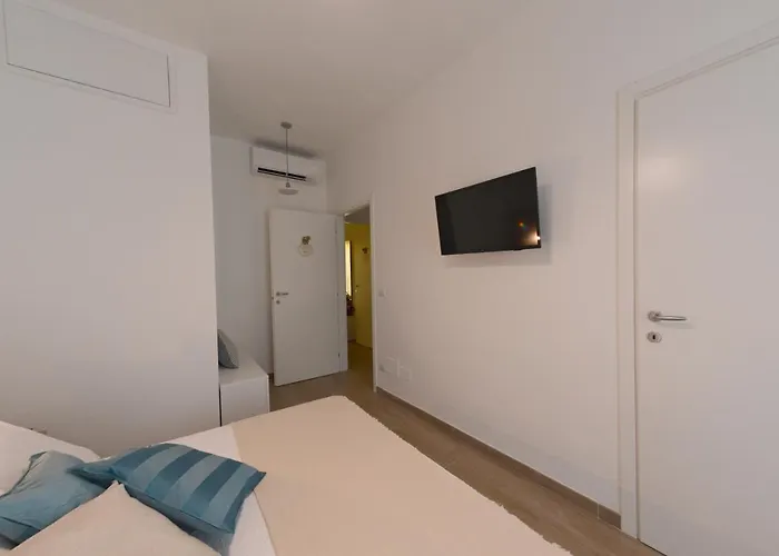 לינה וארוחת בוקר Al Settimo Piano