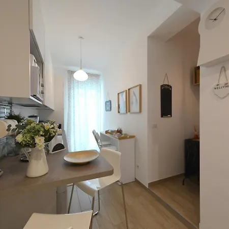 Al Settimo Piano 4* Бари